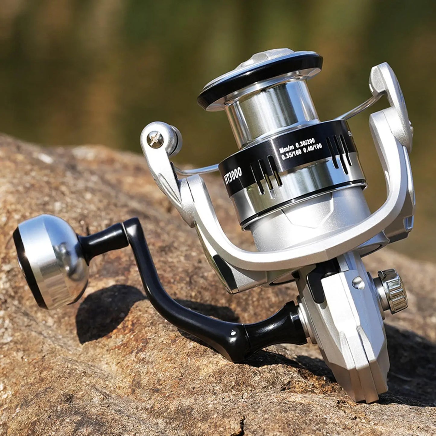 Spinning Reels Saltwater Fishing Reel Lightweight Heavy Duty Smooth Freshwater Baitcasting Fish Reel for Beginners Men Fisherman